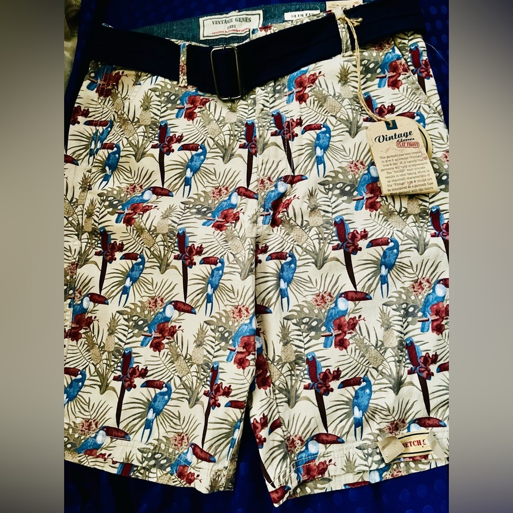 Tropical Parrot Print Shorts with Belt